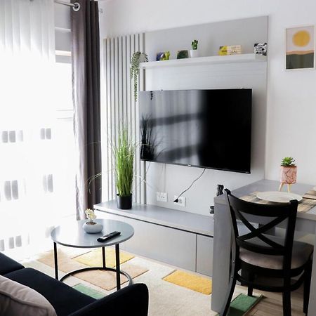 Comfy Studio At 'Mangalem21 Complex' Parking-Wifi-Ac-View Tirana Eksteriør billede
