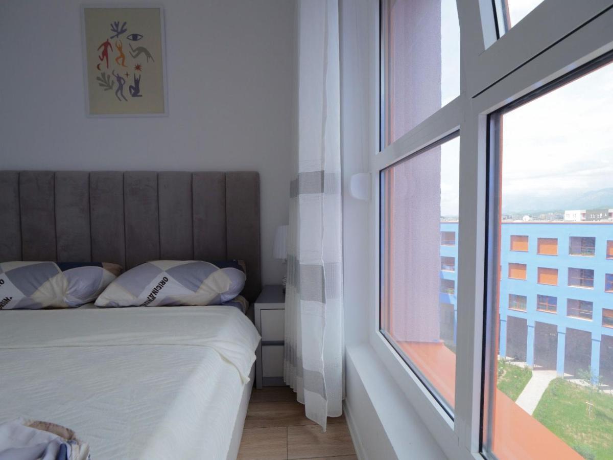 Comfy Studio At 'Mangalem21 Complex' Parking-Wifi-Ac-View Tirana Eksteriør billede