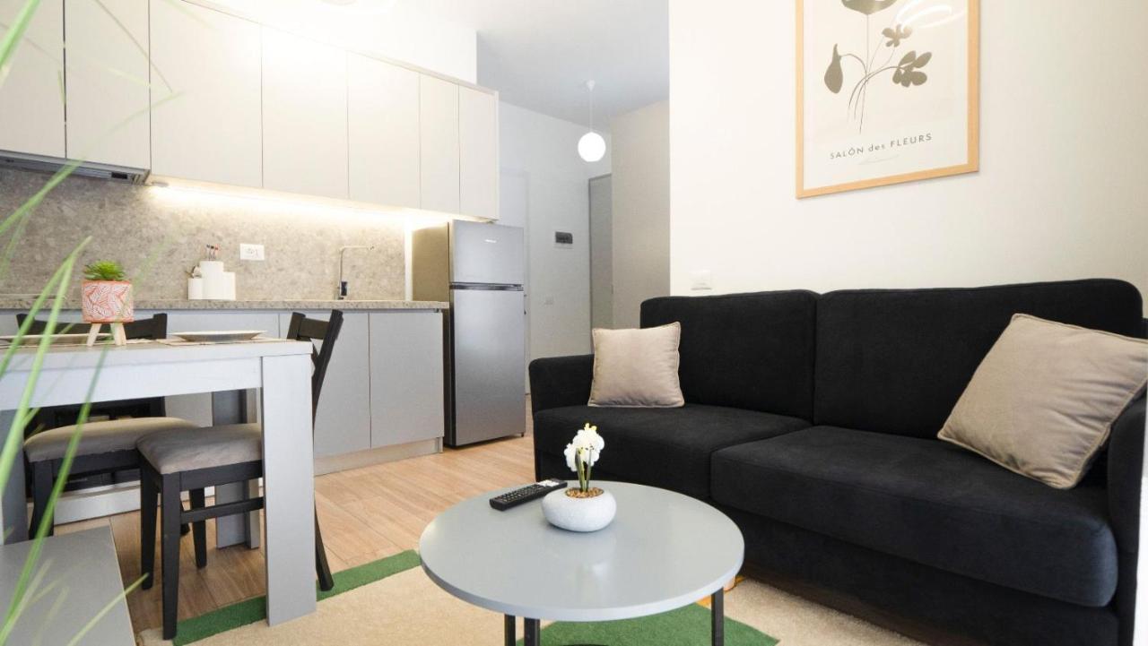 Comfy Studio At 'Mangalem21 Complex' Parking-Wifi-Ac-View Tirana Eksteriør billede