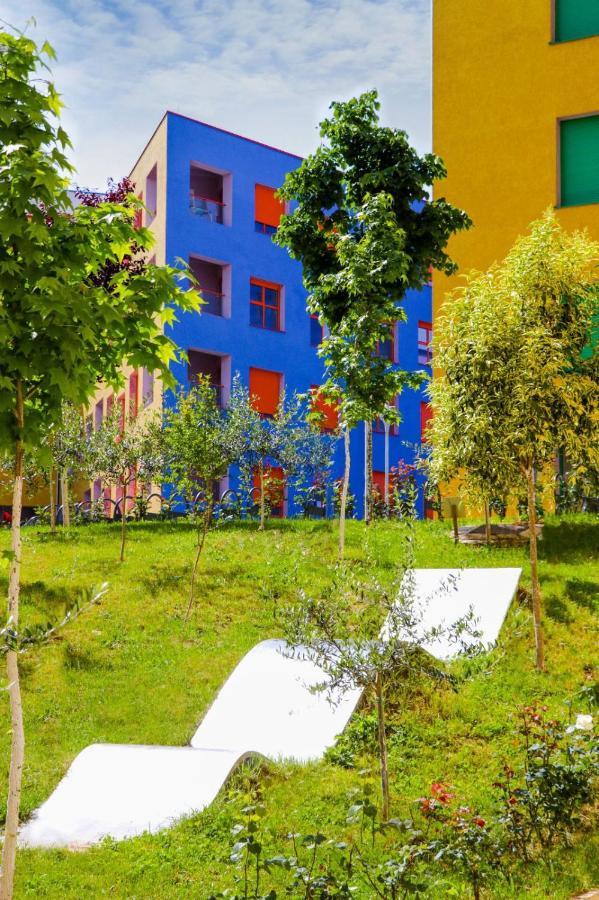 Comfy Studio At 'Mangalem21 Complex' Parking-Wifi-Ac-View Tirana Eksteriør billede